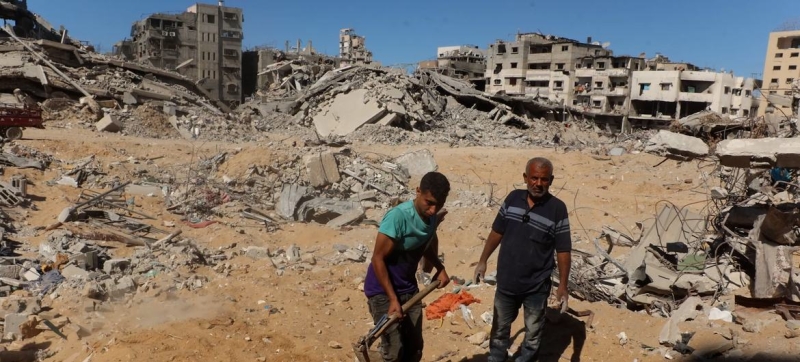 В Газе начались работы по расчистке завалов.