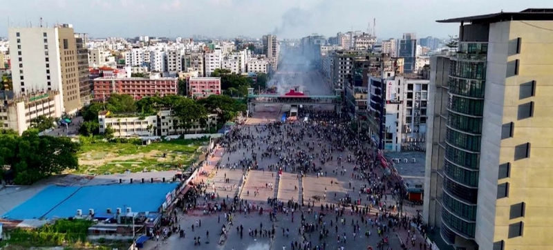 Сотни людей, в том числе много детей, были убиты в ходе многонедельных протестов молодежи Бангладеш против коррупции и безработицы в 2024 году.